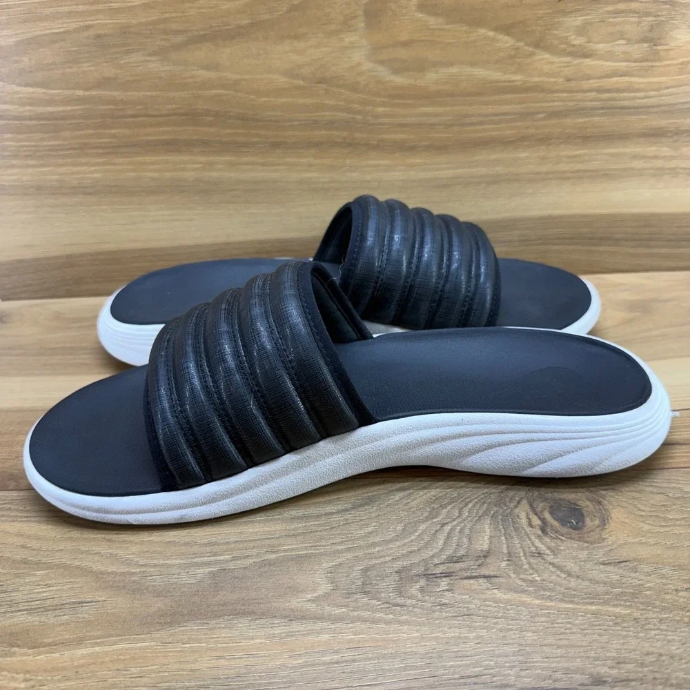 Olukai Komo Slide Mens‎ 11 Black Comfort Sandals Travel Pool Summer Resort